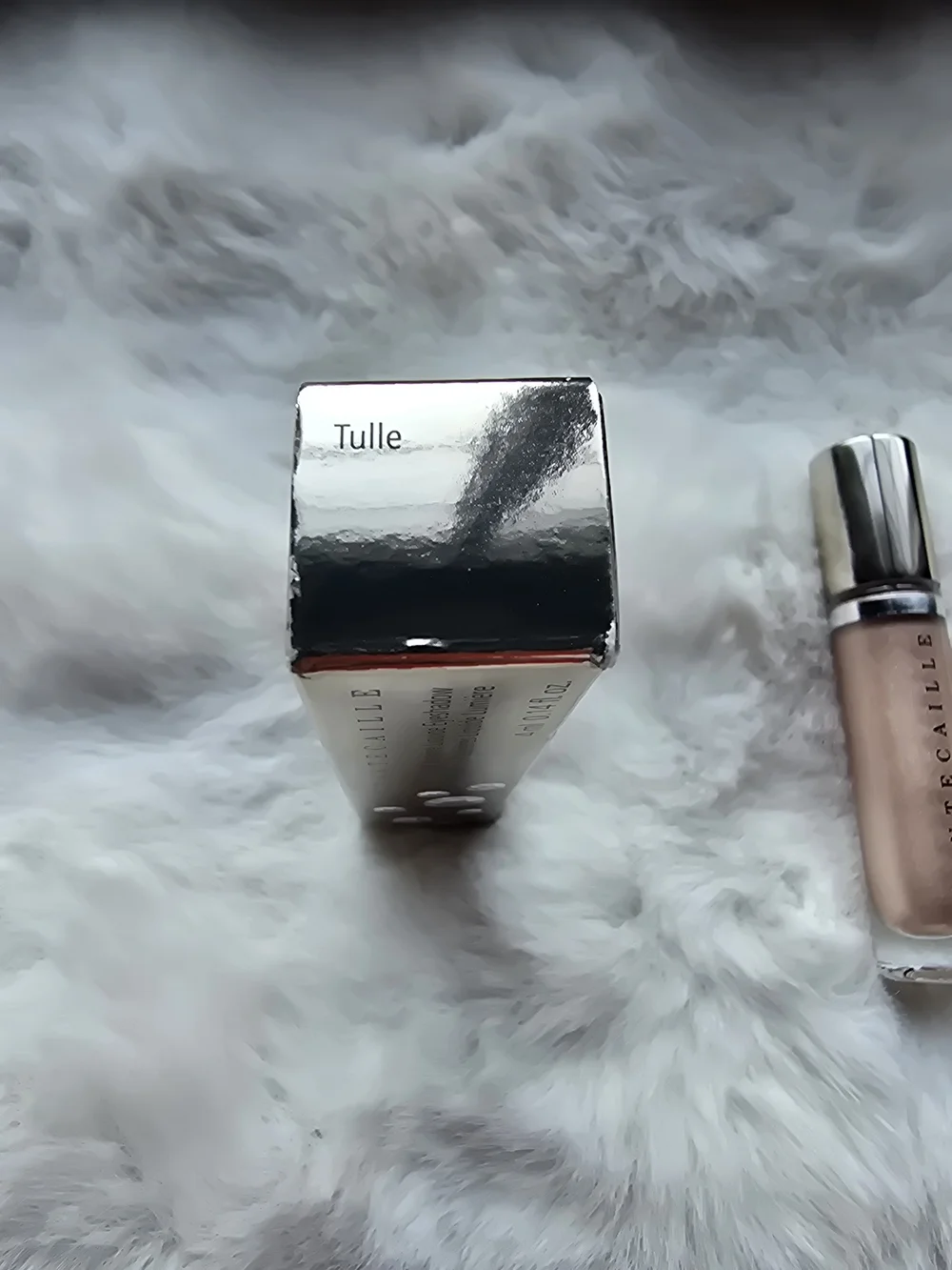 Chantecaille Eye Lumiere Liquid Eye Shadow Long-wearing Tulle Limited Edition